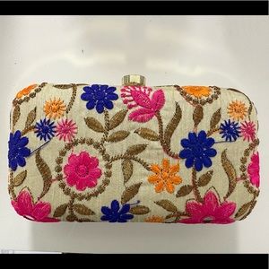 MAJOR SALE: NEW hand embroidered clutch (authentic Indian handicraft)